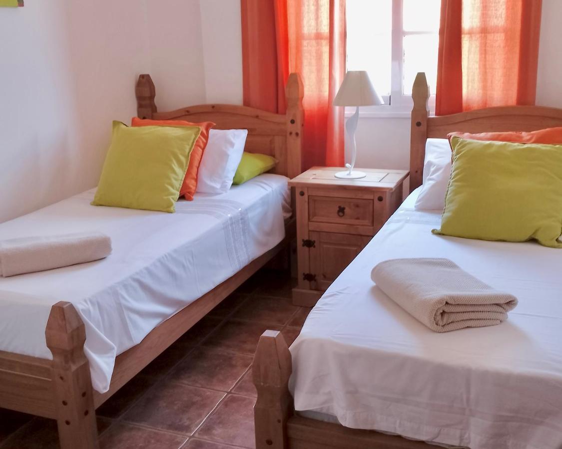Villa Consuelo - Quiet Location Close To Resorts Buzanada ภายนอก รูปภาพ
