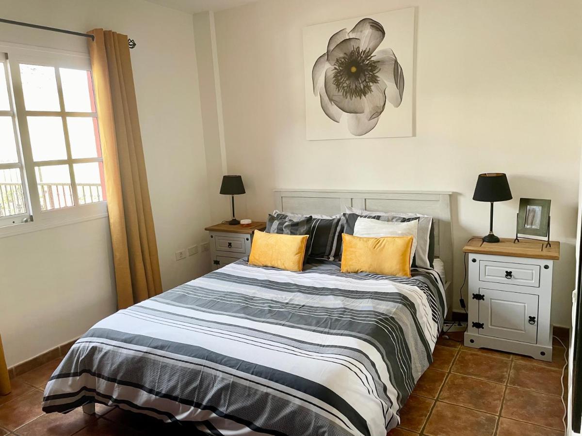 Villa Consuelo - Quiet Location Close To Resorts Buzanada ภายนอก รูปภาพ